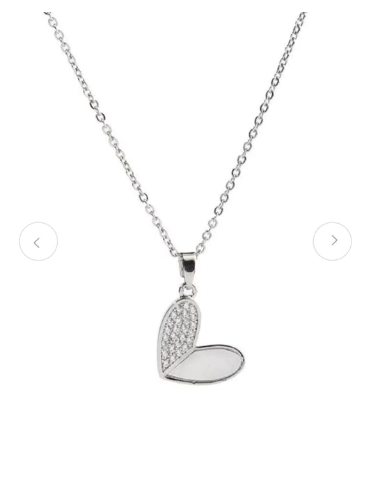 Artificial stone studded heart necklace