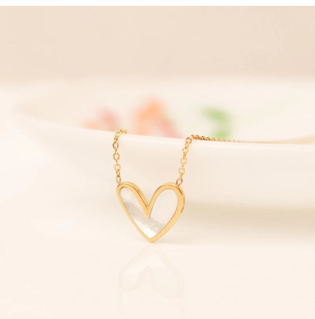 Asymmetrical Heart Shape 18K Gold Plated korean  Inlay Pendant Necklace