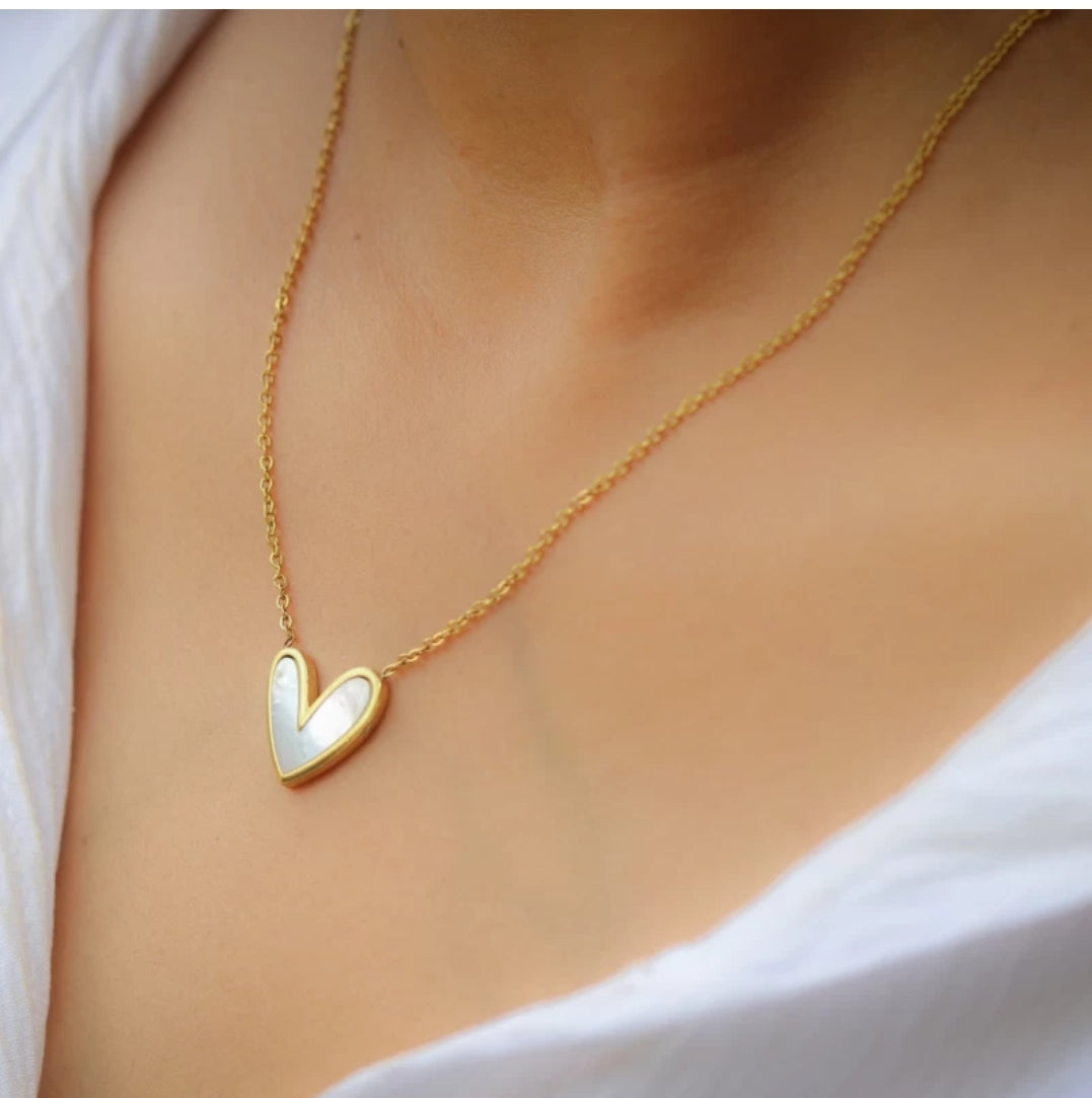 Asymmetrical Heart Shape 18K Gold Plated korean  Inlay Pendant Necklace