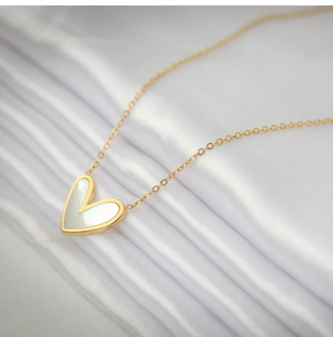 Asymmetrical Heart Shape 18K Gold Plated korean  Inlay Pendant Necklace