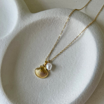 Korean shell necklace